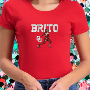 OKLAHOMA SOFTBALL ALYSSA BRITO SLUGGER SWING T-SHIRT2